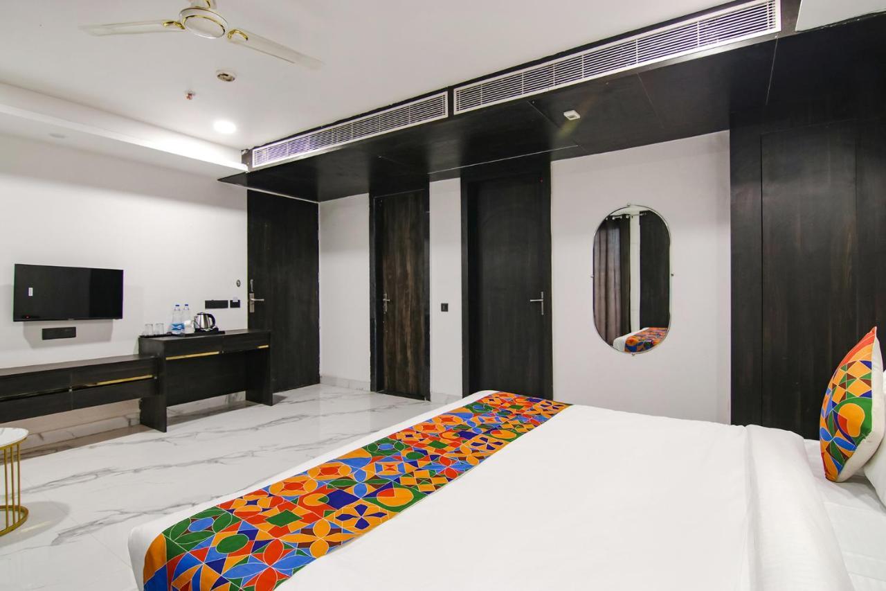 Fabhotel Greysky New Delhi Eksteriør billede